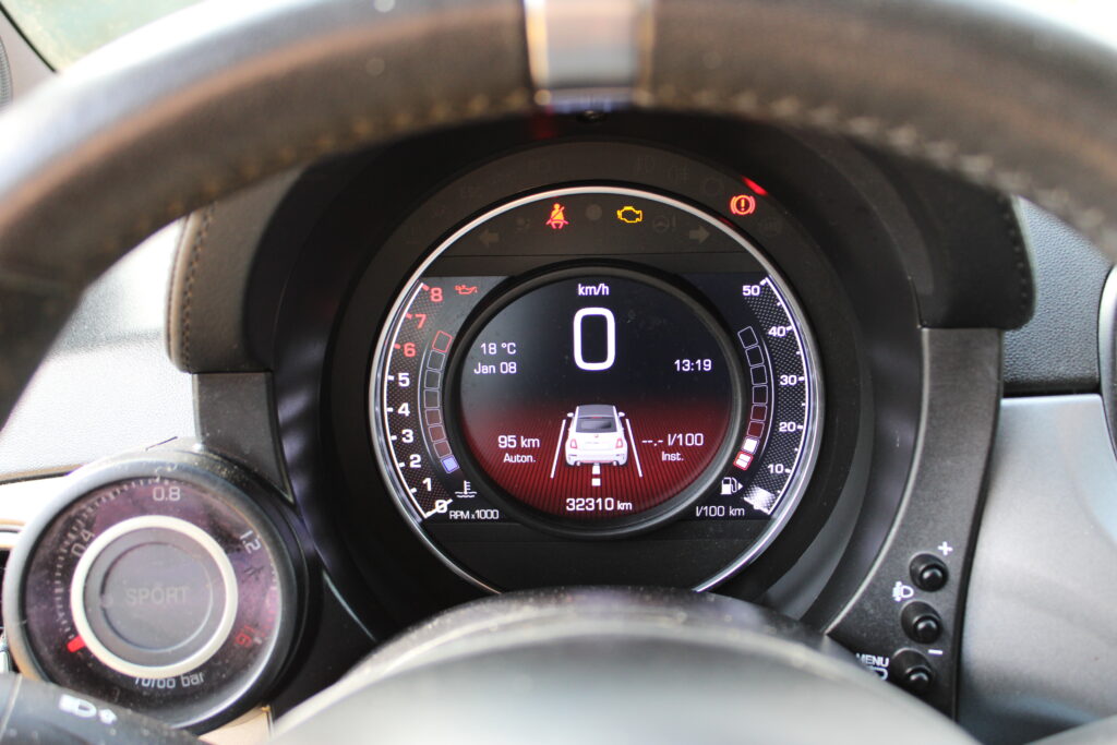 Abarth 500C 595 Pista T-Jet 1.4 Turbo 16V