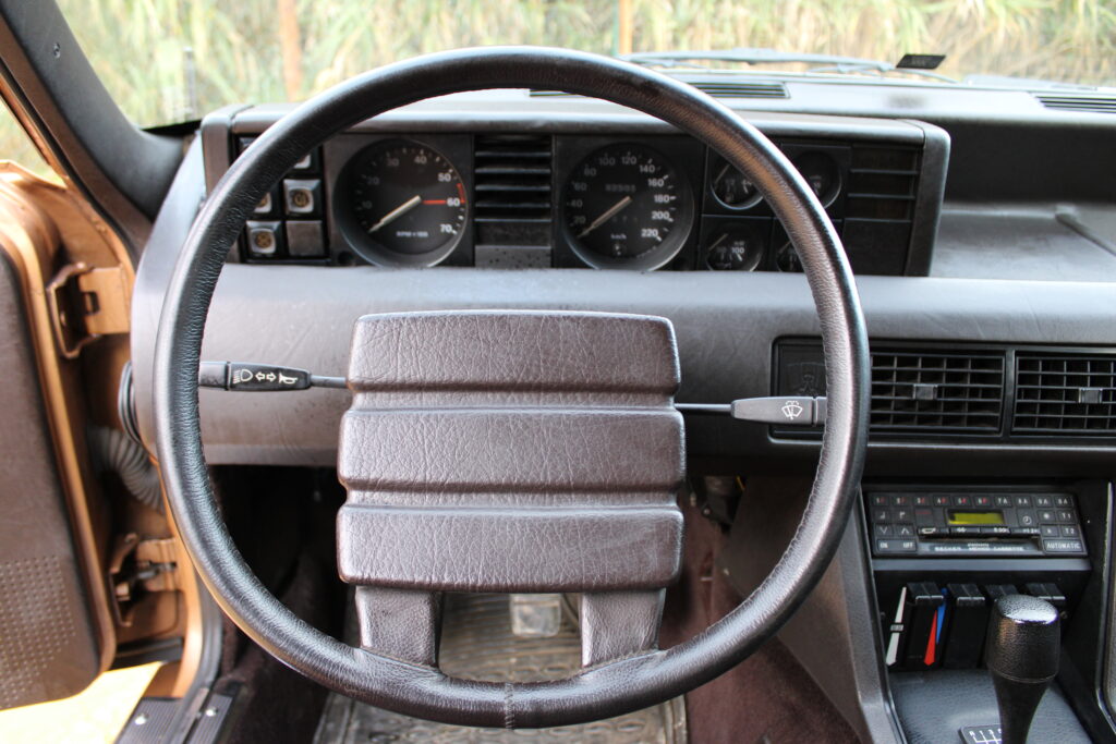 Rover SD1 2600S