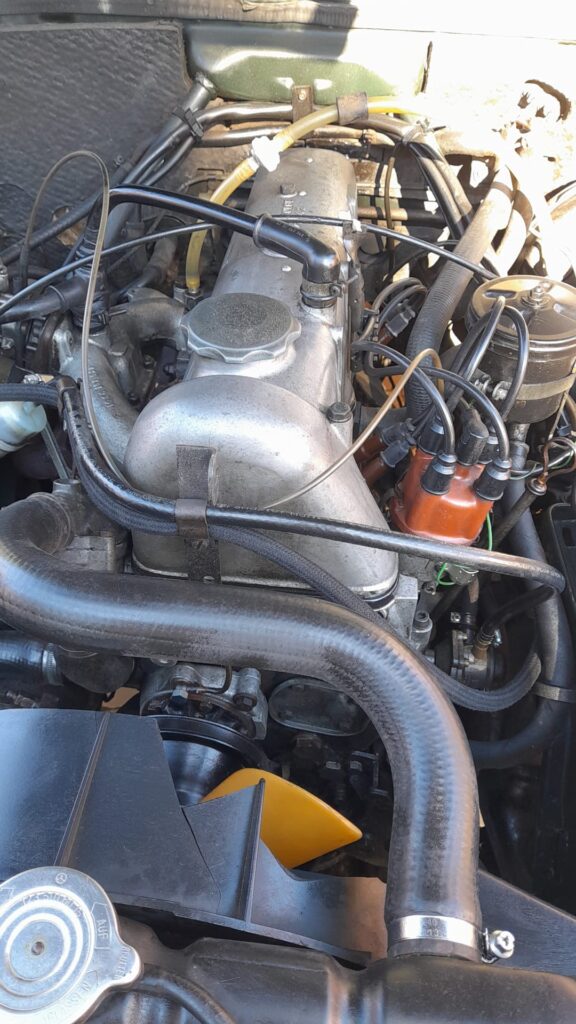 Mercedes-Benz W115/8 220