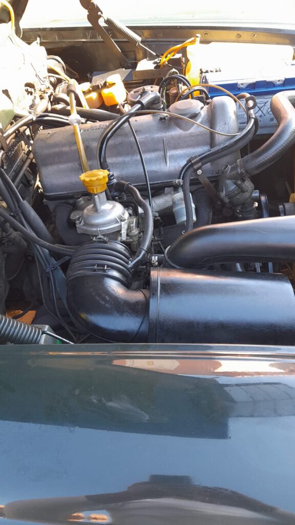 Mercedes-Benz W115/8 220