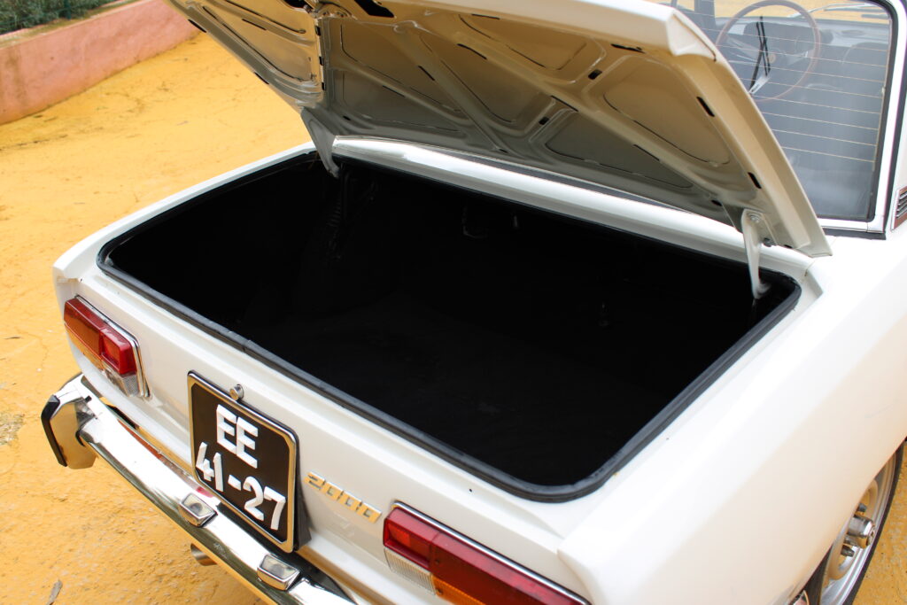 Alfa Romeo 2000 Berlina